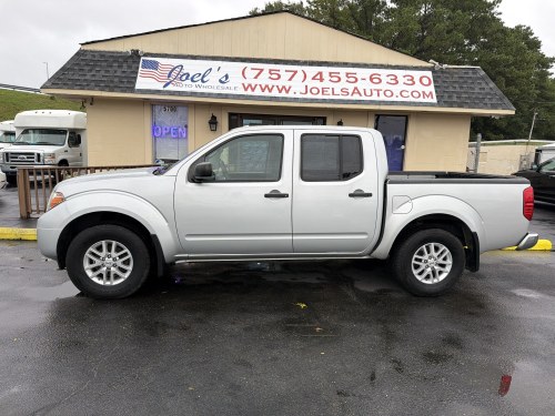 2015 Nissan Frontier SL Crew Cab 5AT 4WD